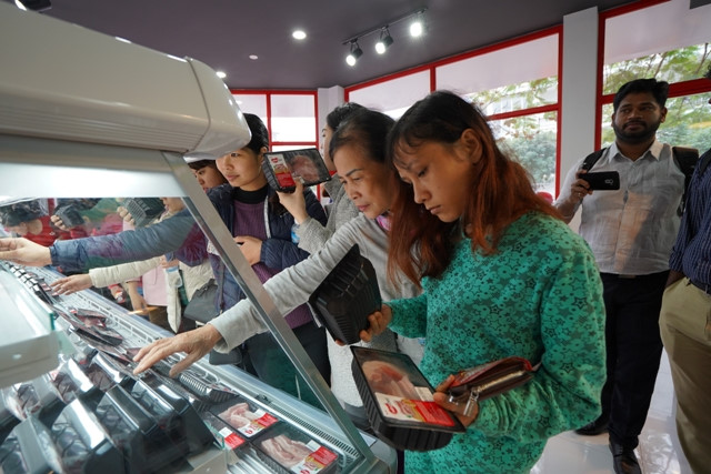 Hợp tác Vinschool, thịt lợn mát MEATDeli 'tái xuất' sau dịch tả lợn